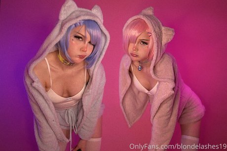 タイのレディーボーイオンリーファンズ ヌード ギャラリー