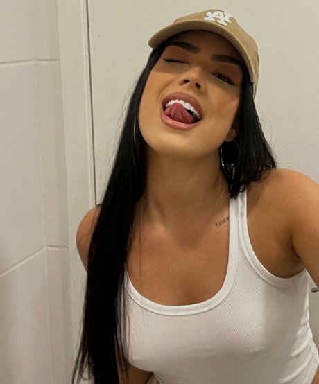 ティーンソロオンリーファンズ ホットセックス 写真