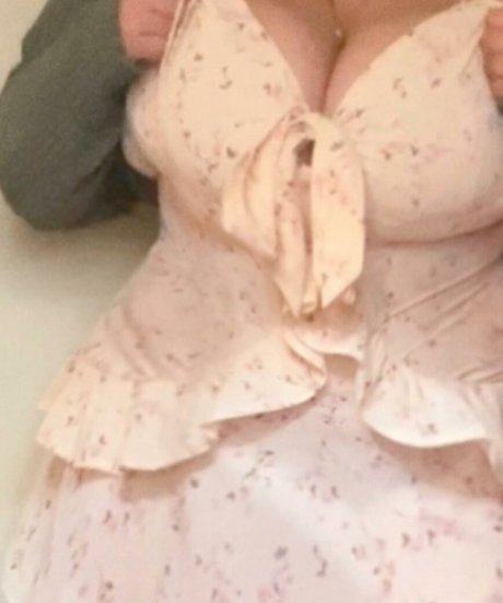 Nikkie Ginger 裸の女優 写真