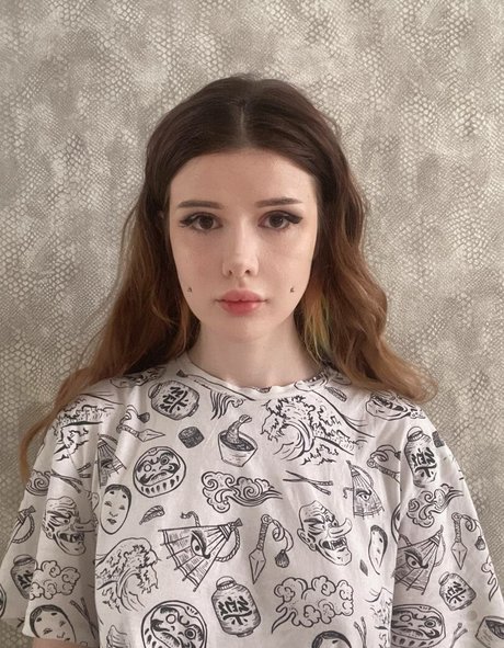 frauleinmilk 無料のポルノスター 写真