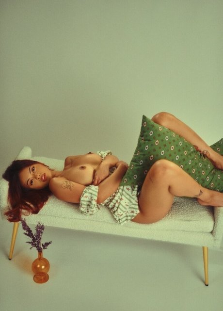 Ruby Jhane セックスモデル ギャラリー