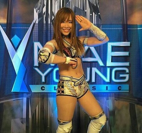 Kairi Sane エロティックなモデル ギャラリー