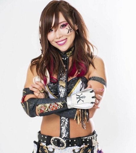 Kairi Sane トップスター ギャラリー