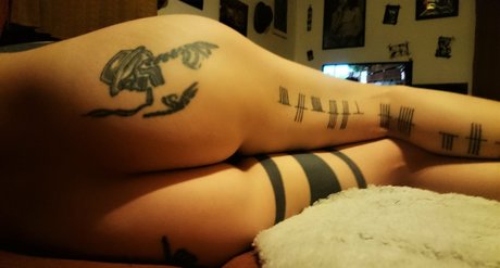 セクシーな黒人オンリーファンズ ホットセクシー 画像