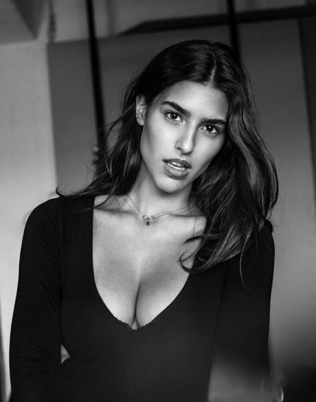 Julia Rath かわいいスター 画像
