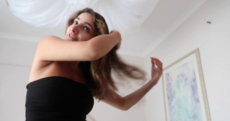 アジア人マッサージ オンリーファンズ セクシーヌード ギャラリー