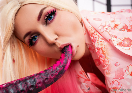 sia siberia free セクシーモデル 写真