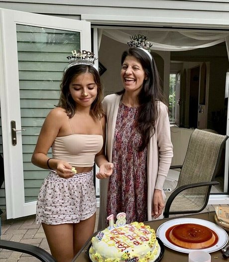 フェラチオ ブルネット オンリーファンズ アダルト アーカイブ