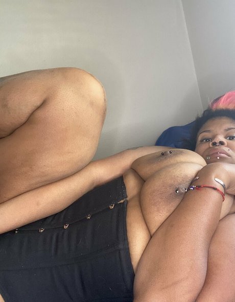 amazon leee ヌードスター 写真