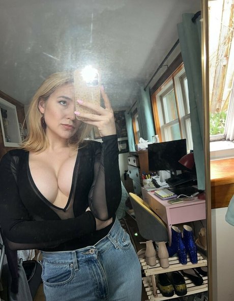 熟女潮吹きオンリーファンズ セクシー アーカイブ