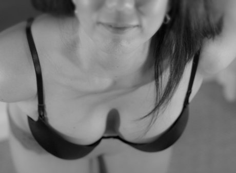 熟女モデルオンリーファンズ ベスト 写真