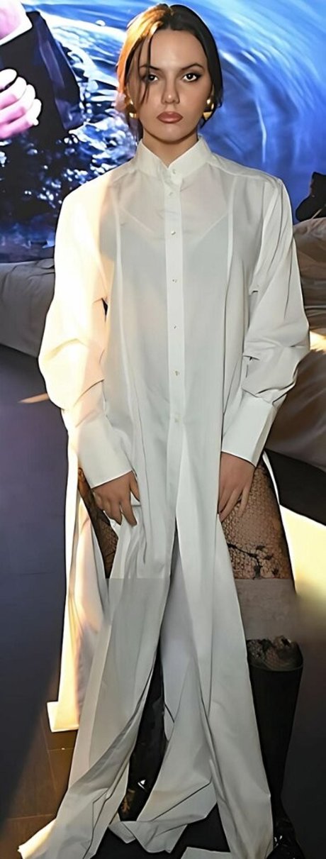 Dafne Keen ヌードモデル 画像