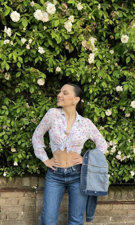 Dafne Keen ホットスター 写真