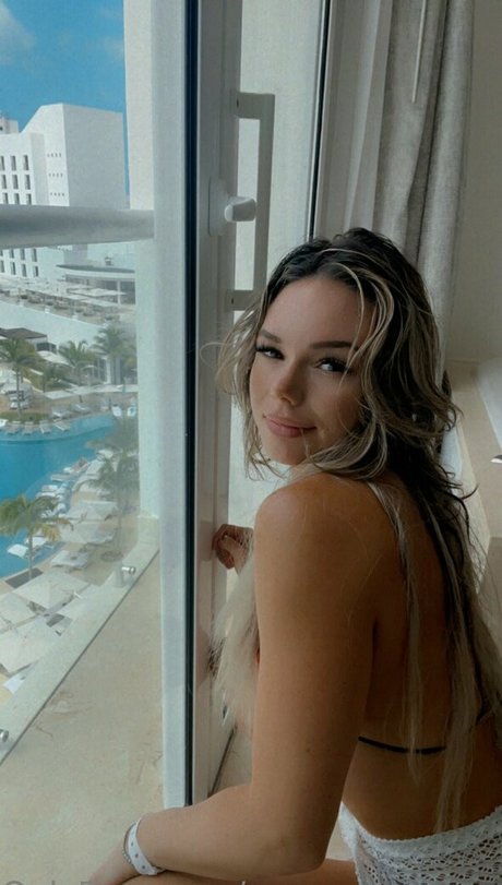 カッククイーンオンリーファンズ アダルト 写真