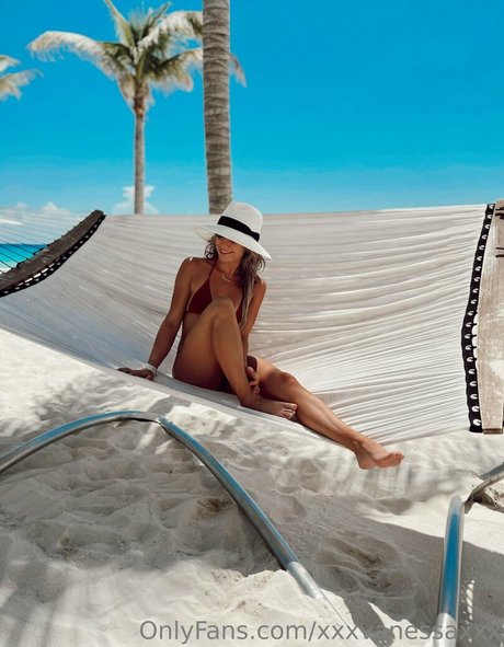 ティーンソロオンリーファンズ ホットセックス 画像