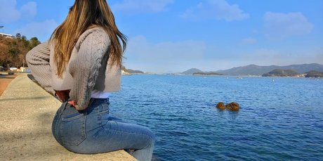 Yuggie TV アートスター 写真