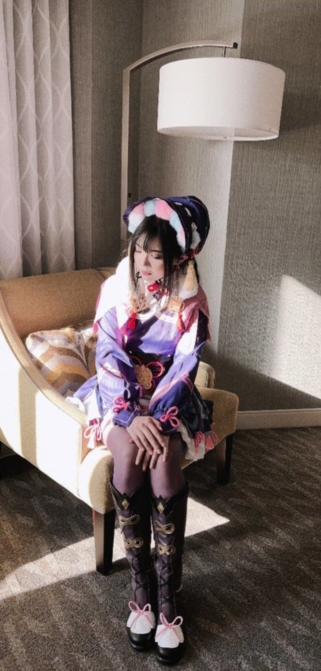ゴストランスオンリーファンズ セクシー ギャラリー