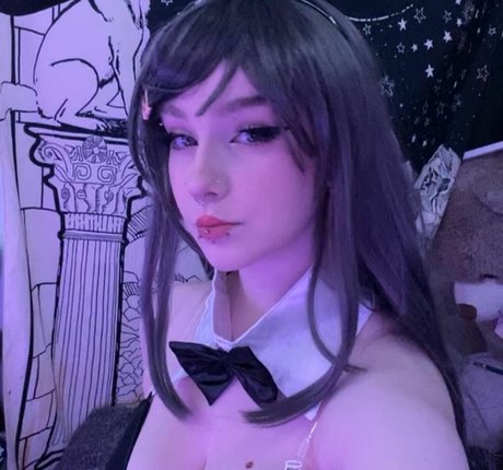 sylvieexo セクシーモデル 画像