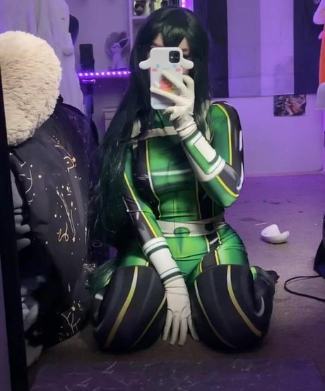 sylvieexo セックスポルノスター 写真