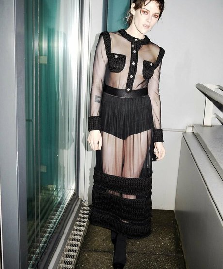 ランジェリーヌードオンリーファンズ 無料ポルノ 画像