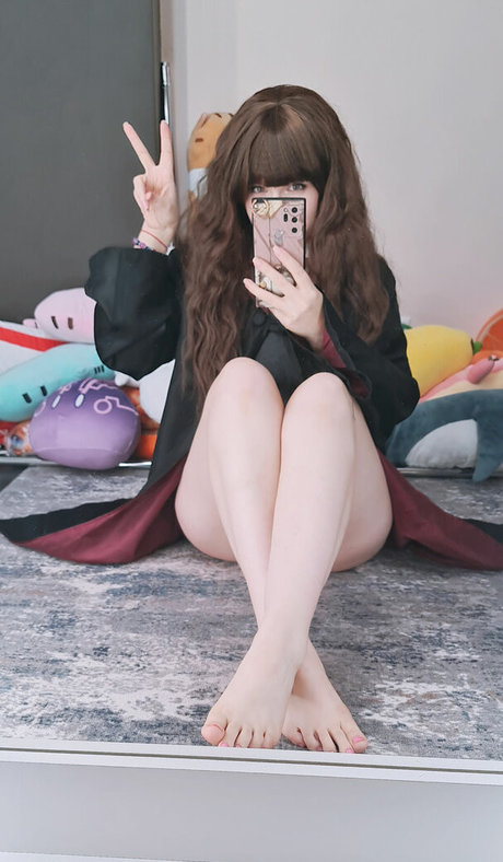 若いアジア人オンリーファンズ 無料ヌード 写真