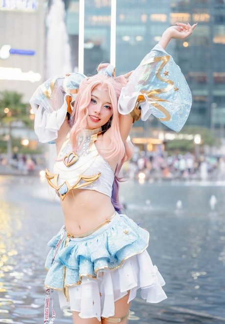 Charechii 完璧なスター 写真
