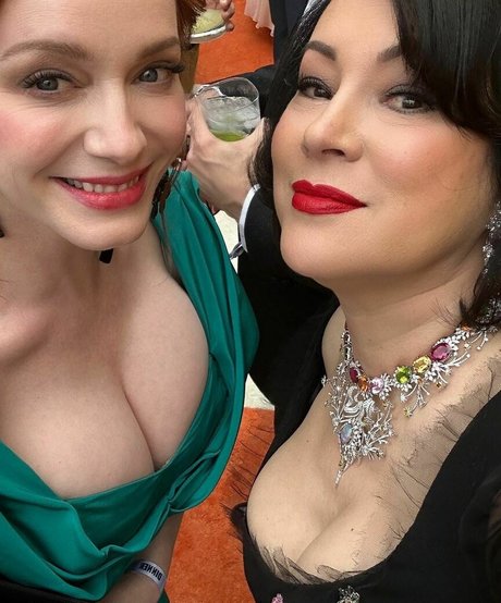 寝取られ妻オンリーファンズ アートポルノ ギャラリー