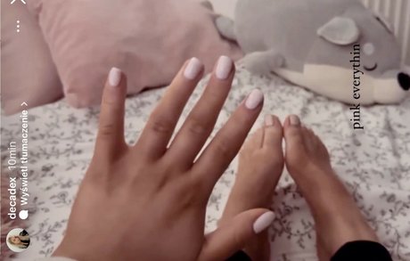 巨乳ストリップオンリーファンズ 美しい 写真