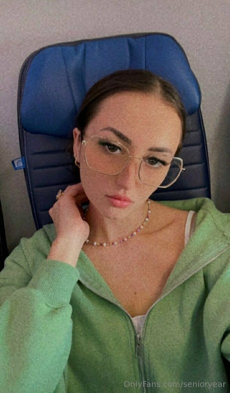 熟女中出しオンリーファンズ 美しい裸 画像