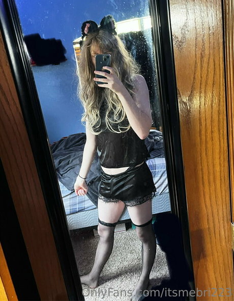 itsmebri223 完璧なモデル アーカイブ