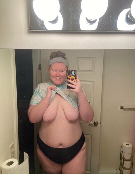 大きな乳首オンリーファンズ セクシーxxx 写真