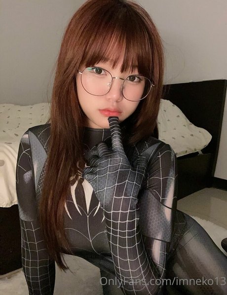 赤毛の熟女オンリーファンズ 裸 写真