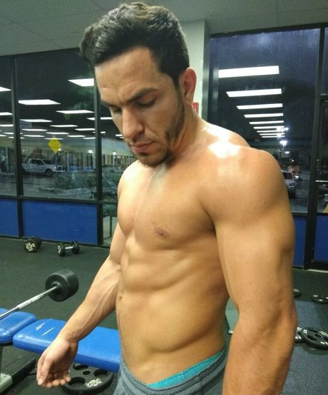 黒人BBW オンリーファンズ 無料ヌード 画像