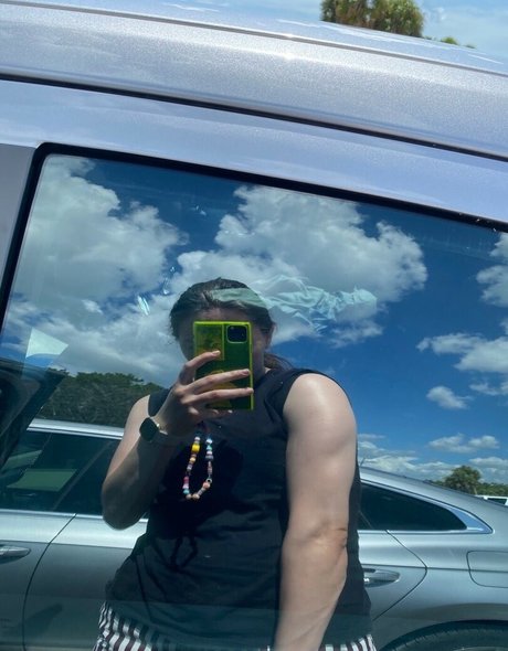 Bekaloo XXXモデル 写真