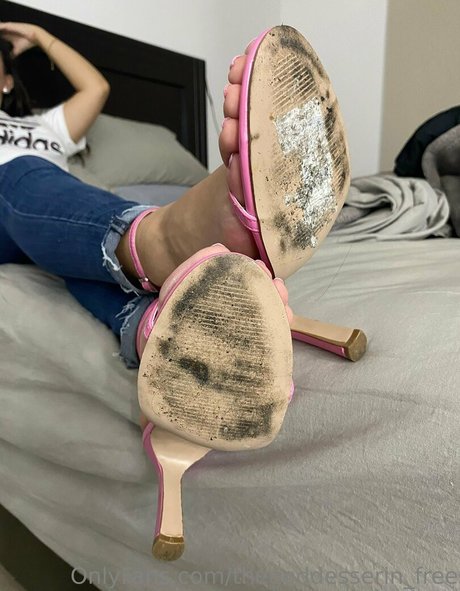 フェイシャルオンリーファンズ エロチック 写真