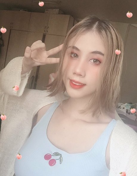 陸軍の熟女オンリーファンズ 美しいxxx 画像