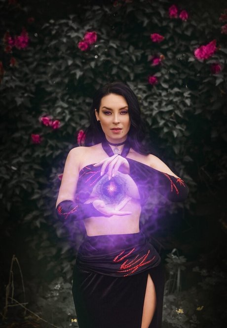 Ann Shakhovskaya スターセックス 写真