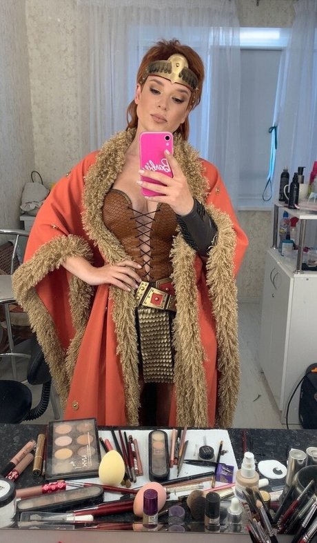 Ann Shakhovskaya アダルトスター 写真