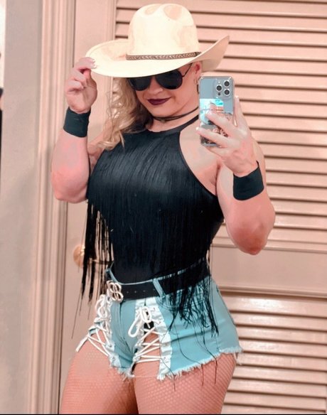 Jordynne Grace アダルトモデル 写真