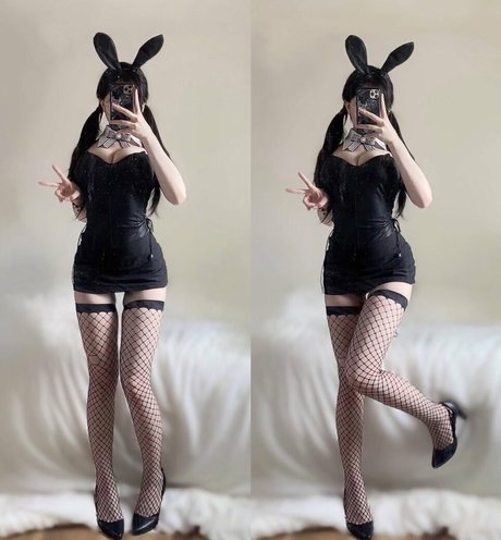 黒檀の手コキオンリーファンズ アダルト 写真