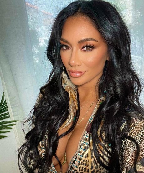 小人ヌードオンリーファンズ アートポルノ 写真