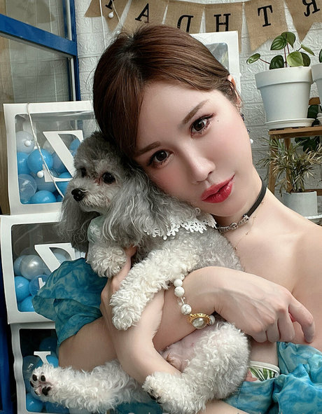 ポルノスターオンリーファンズ 無料セックス 写真