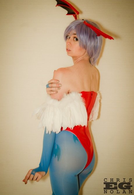 Uncanny Megan ヌードのポルノスター ギャラリー