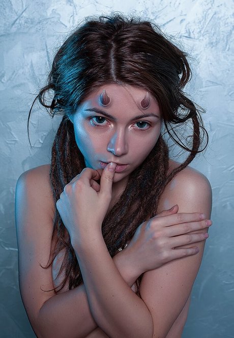 Nancy Novikova エロティックなポルノスター 写真