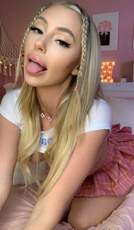 karleystokes 完璧なスター 写真