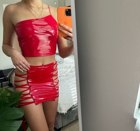 DMオンリーファン セクシーヌード アーカイブ