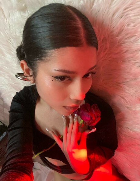 Daisyrot ヌードのポルノスター 画像