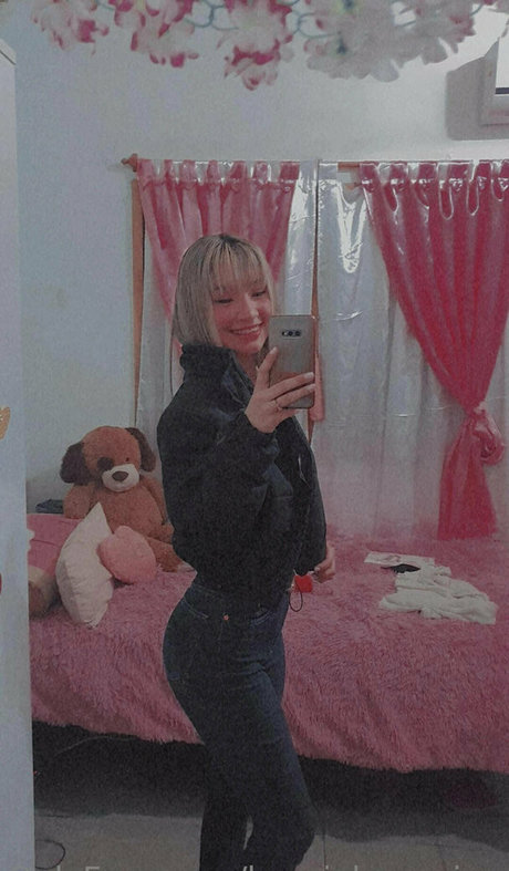 kayciebrowning ホットモデル 写真