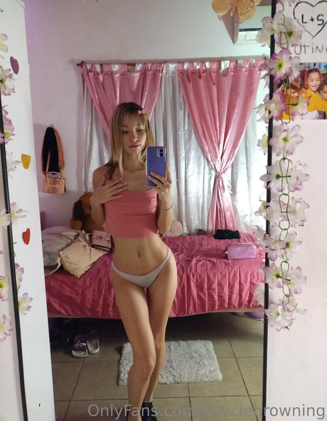 kayciebrowning アダルトスター 画像