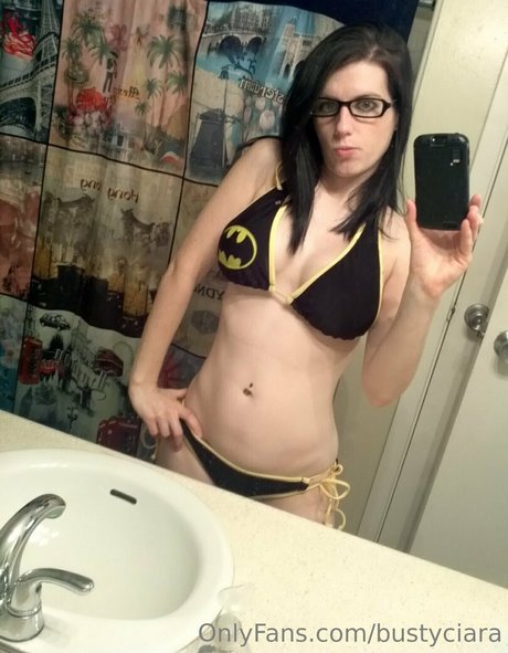 BustyCiara ホット女優 ギャラリー